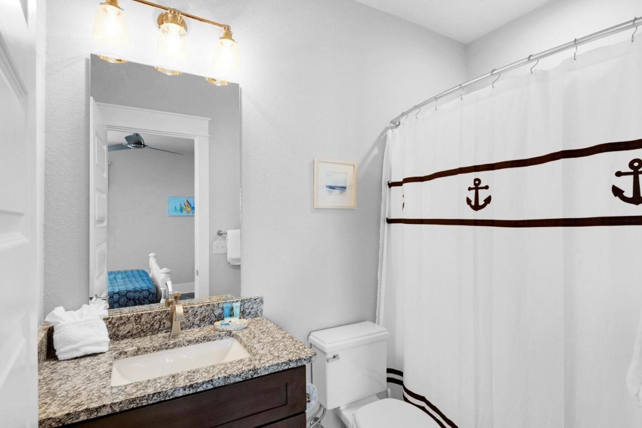Stay Anchored Destin Luaran gambar